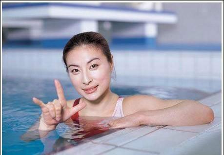 郭晶晶近况爆料视频最新,退役后生活精彩纷呈，家庭事业双丰收